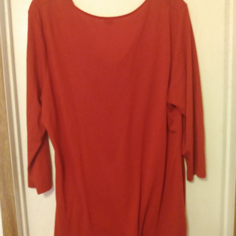 Red blouse - Picture 3 of 3